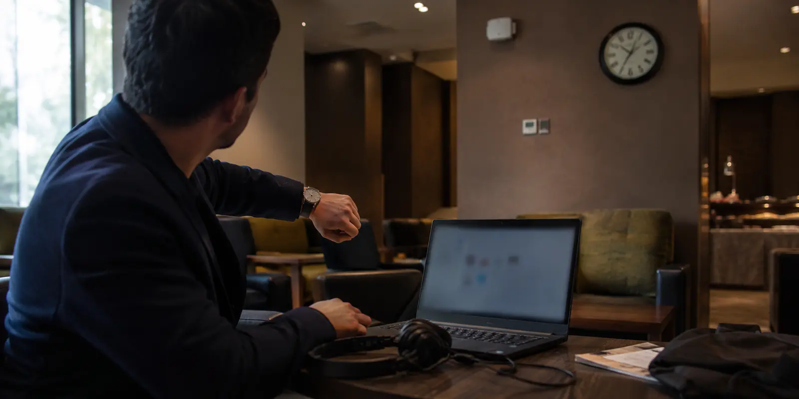 هل يساعد TCP 443 عندما يتم حجب UDP؟ أحيانًا، لكن التمويه قد يكون الحل الأفضل